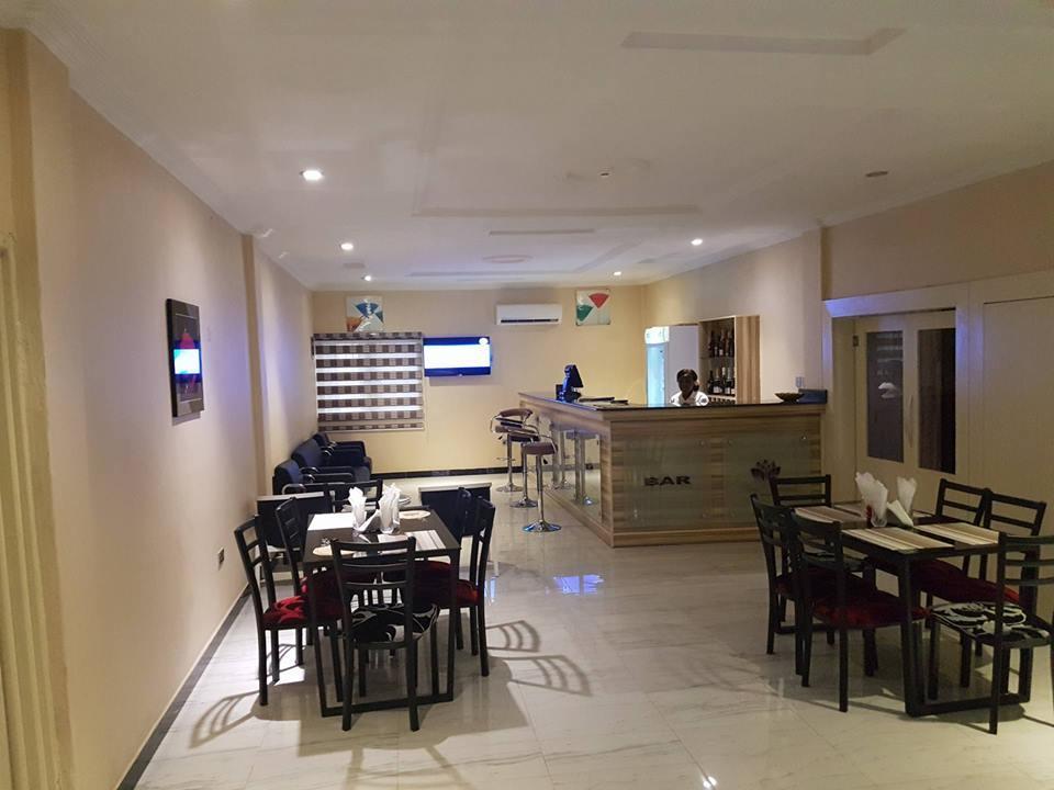 Providence Hotel Abeokuta Extérieur photo